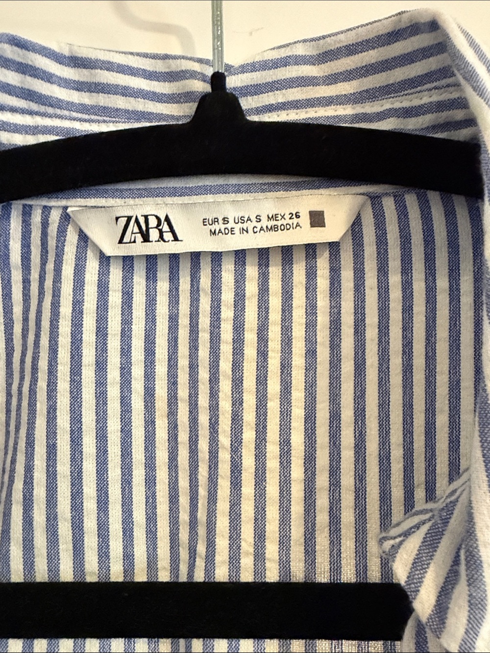 Zara Striped Button-Front Shirt Dress in Light Blue with Belt - Picture 3 of 6
